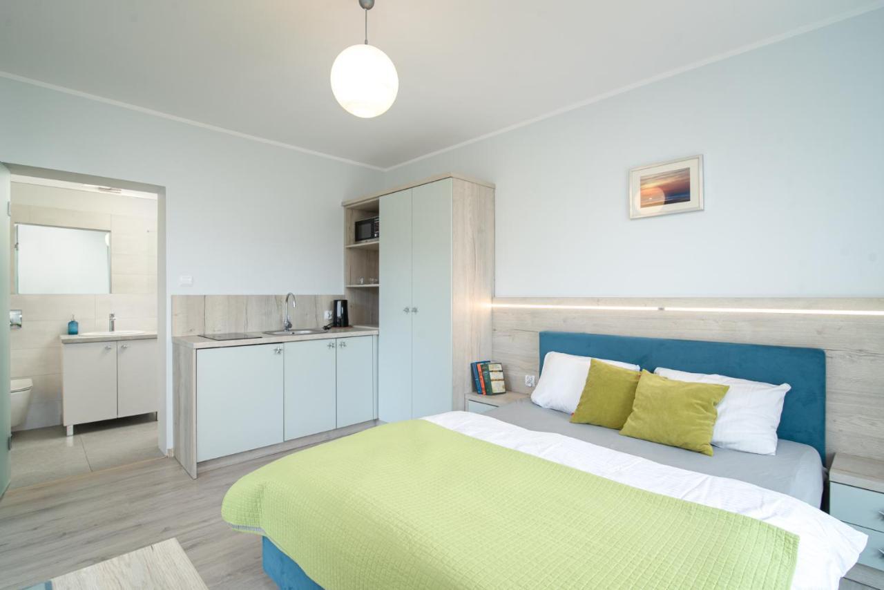 Roza Baltyku - Apartamenty I Pokoje A เดบกี ภายนอก รูปภาพ